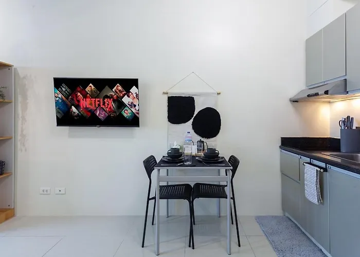 Makati Near Naia & Greenbelt - Free Parking! Apartment *