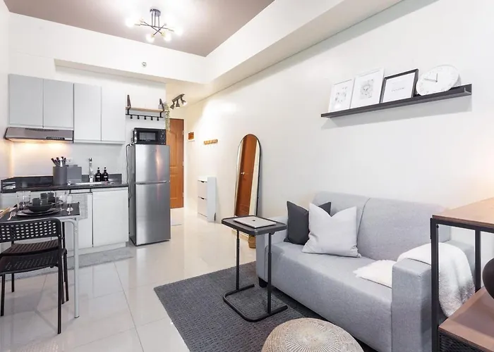 Apartment Makati Near Naia & Greenbelt - Free Parking!